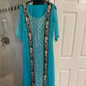 Women’s traditional Indian Pakistani outfit dress kameez 1 piece size small